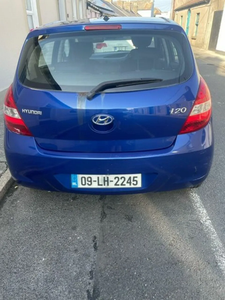 Hyundai i20 2009 - Image 4