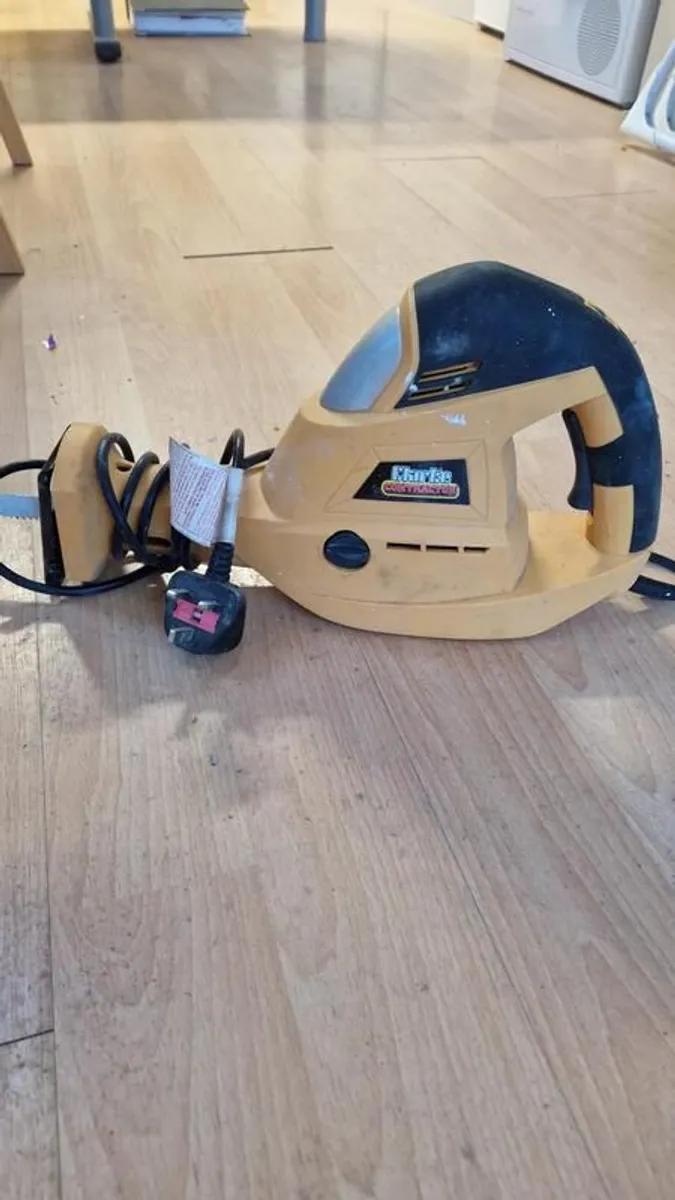 Reciprocating Saw - Image 1