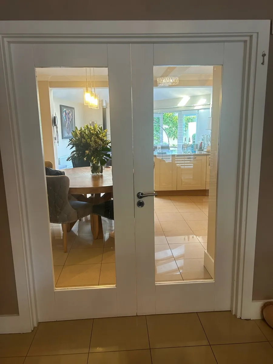 Internal doors - Image 1