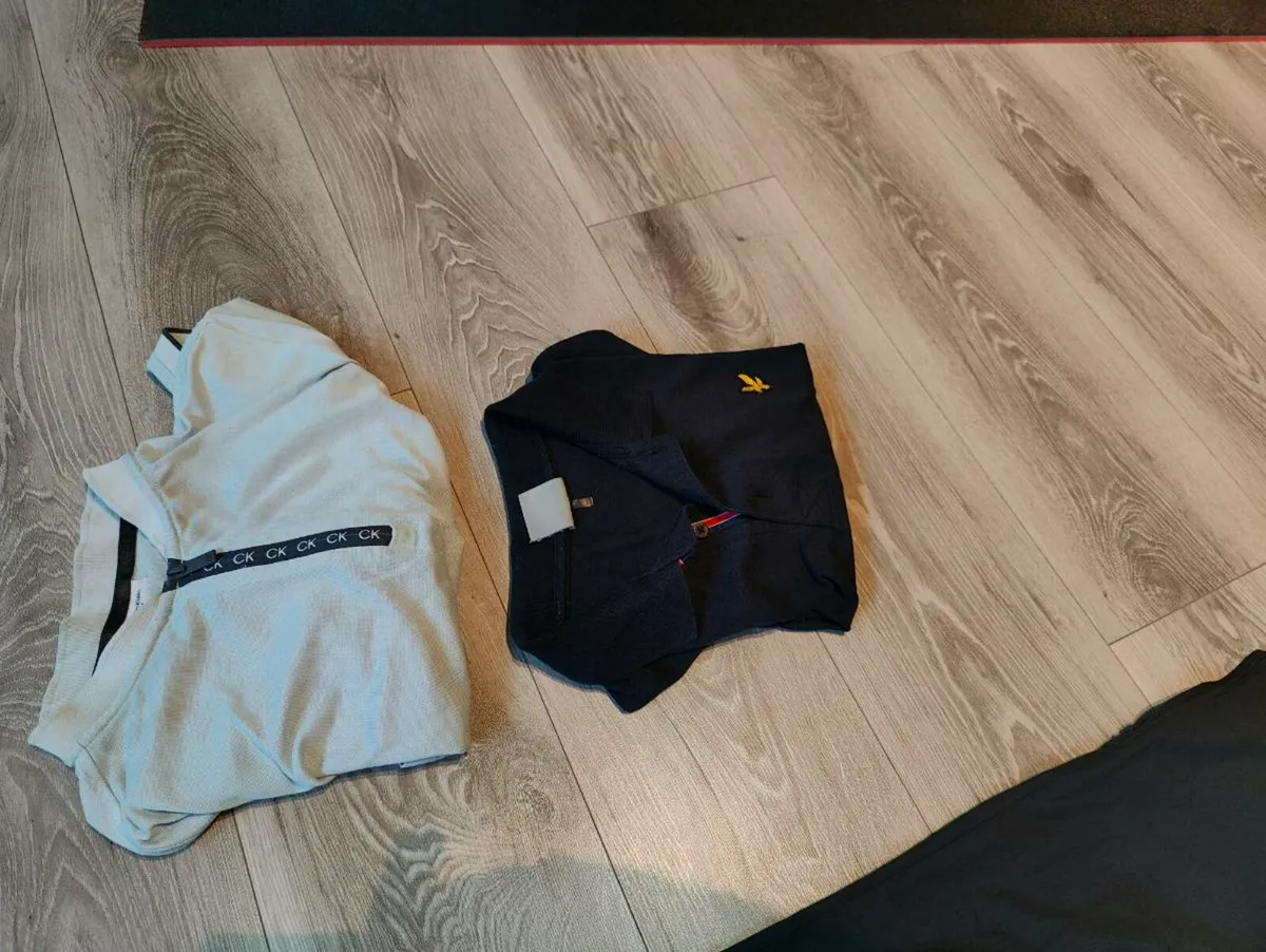 Golf and other sportswear - Image 3