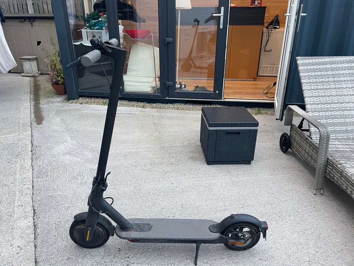 Electric scooter - Image 1