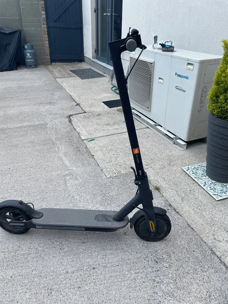 Electric scooter - Image 4