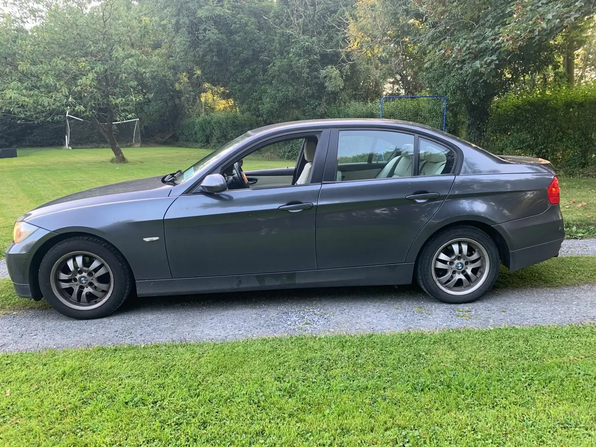 BMW 3-Series 2007 - Image 4