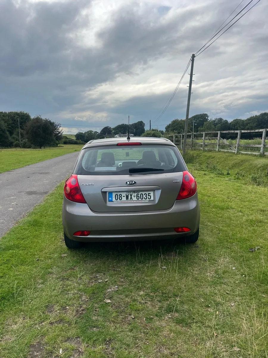 Kia Ceed - Image 4