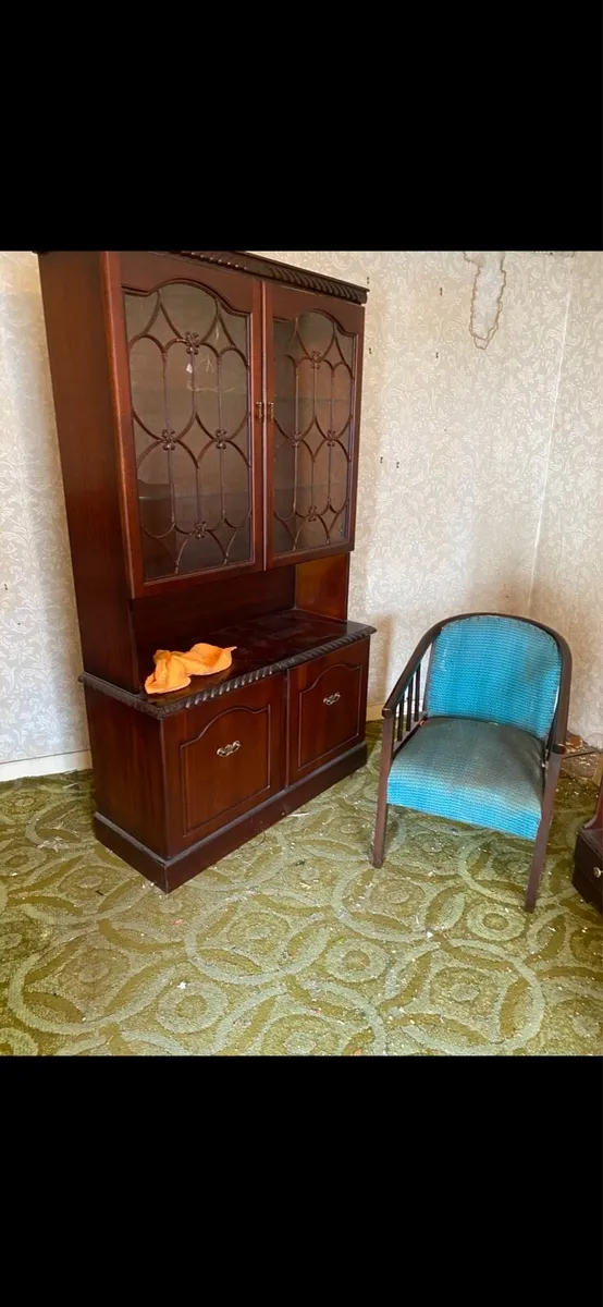 Cabinet - Image 2