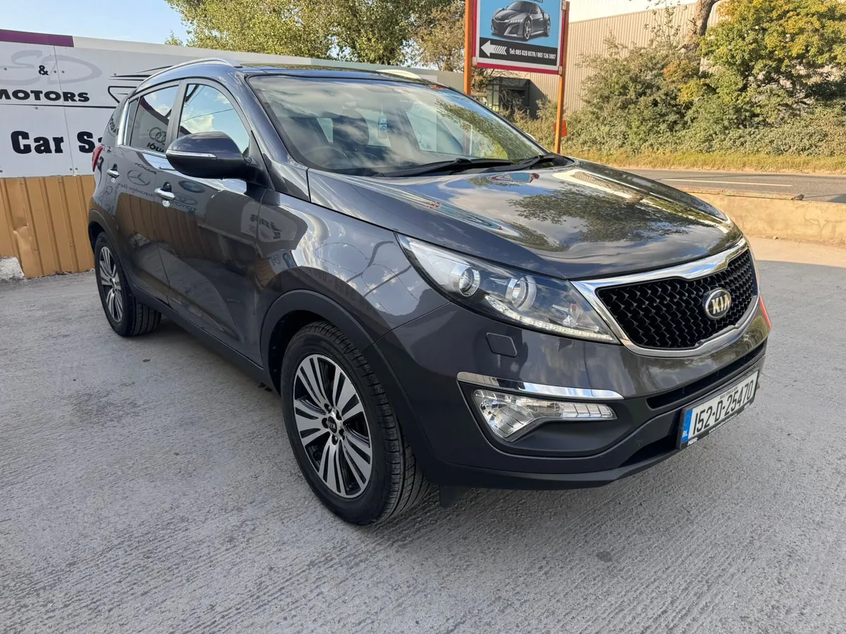 152 Kia Sportage 1.7D LX Low Miles High Spec - Image 1