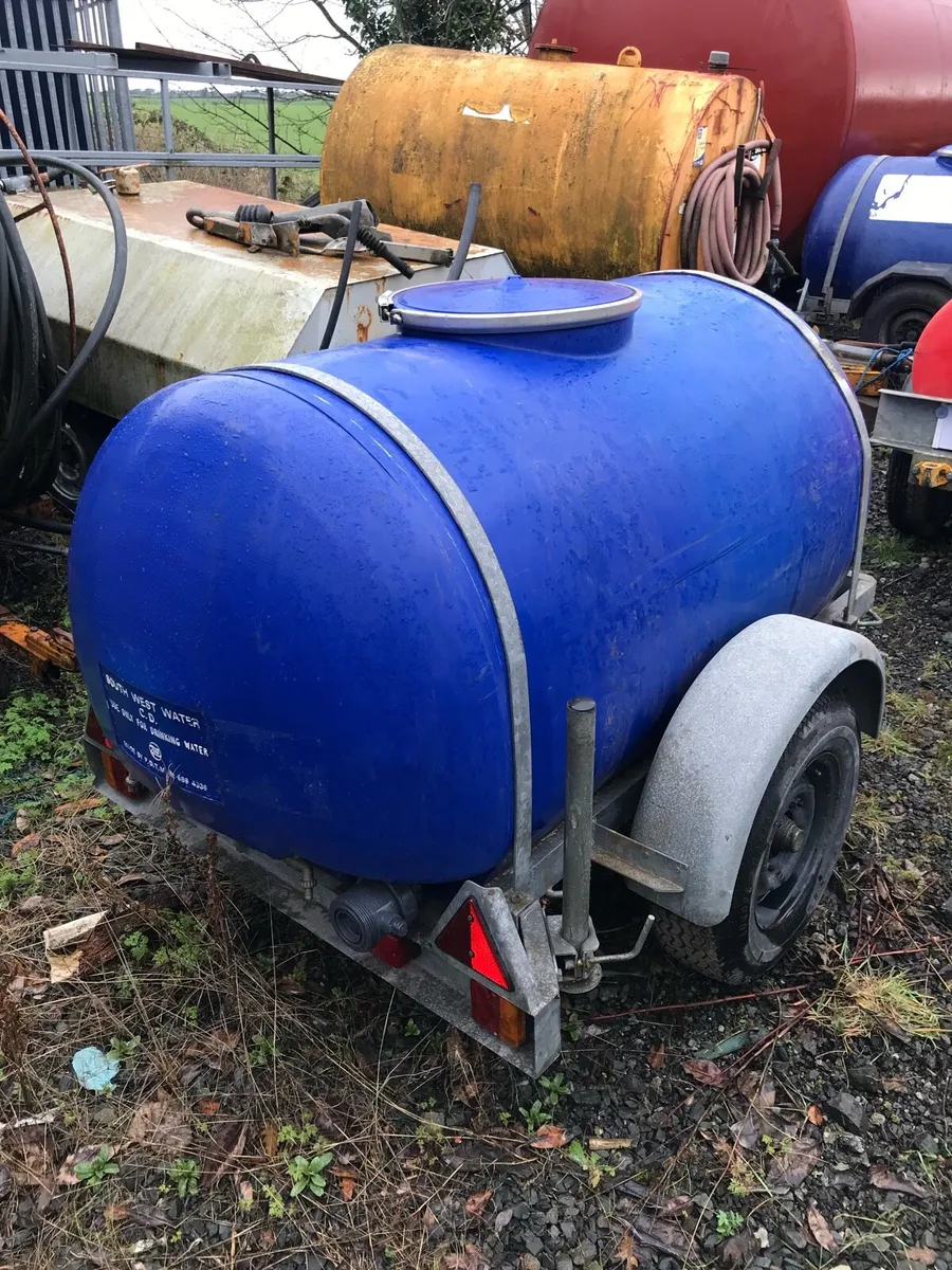 Water bowser - Image 3