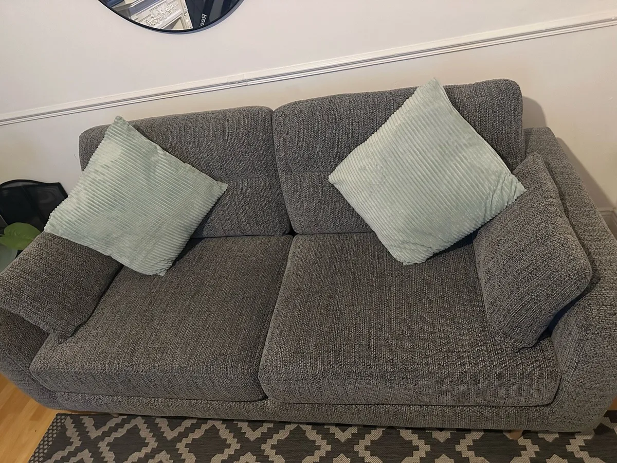 3 Seater Sofa - Image 4