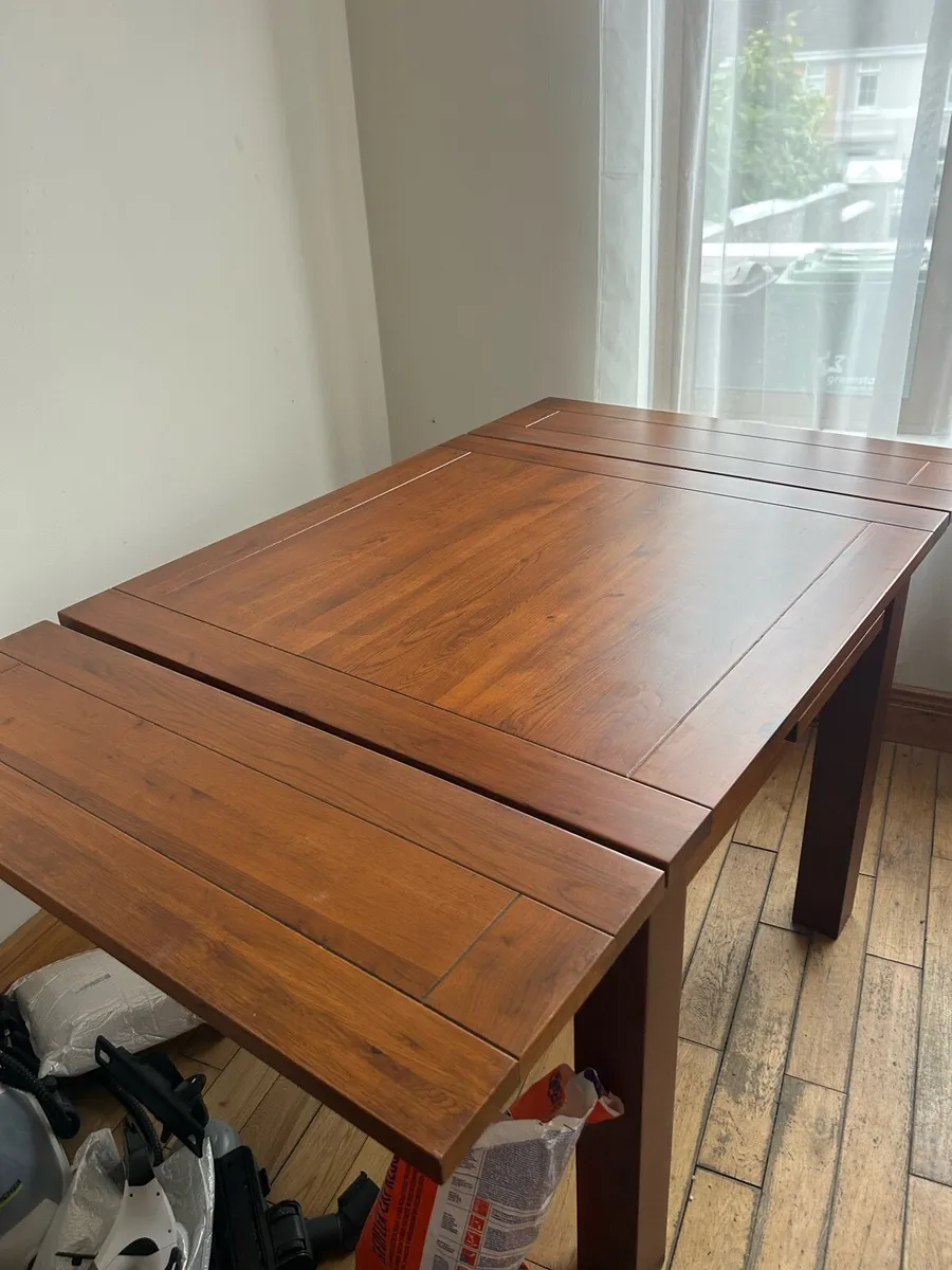 Dining table - Image 3