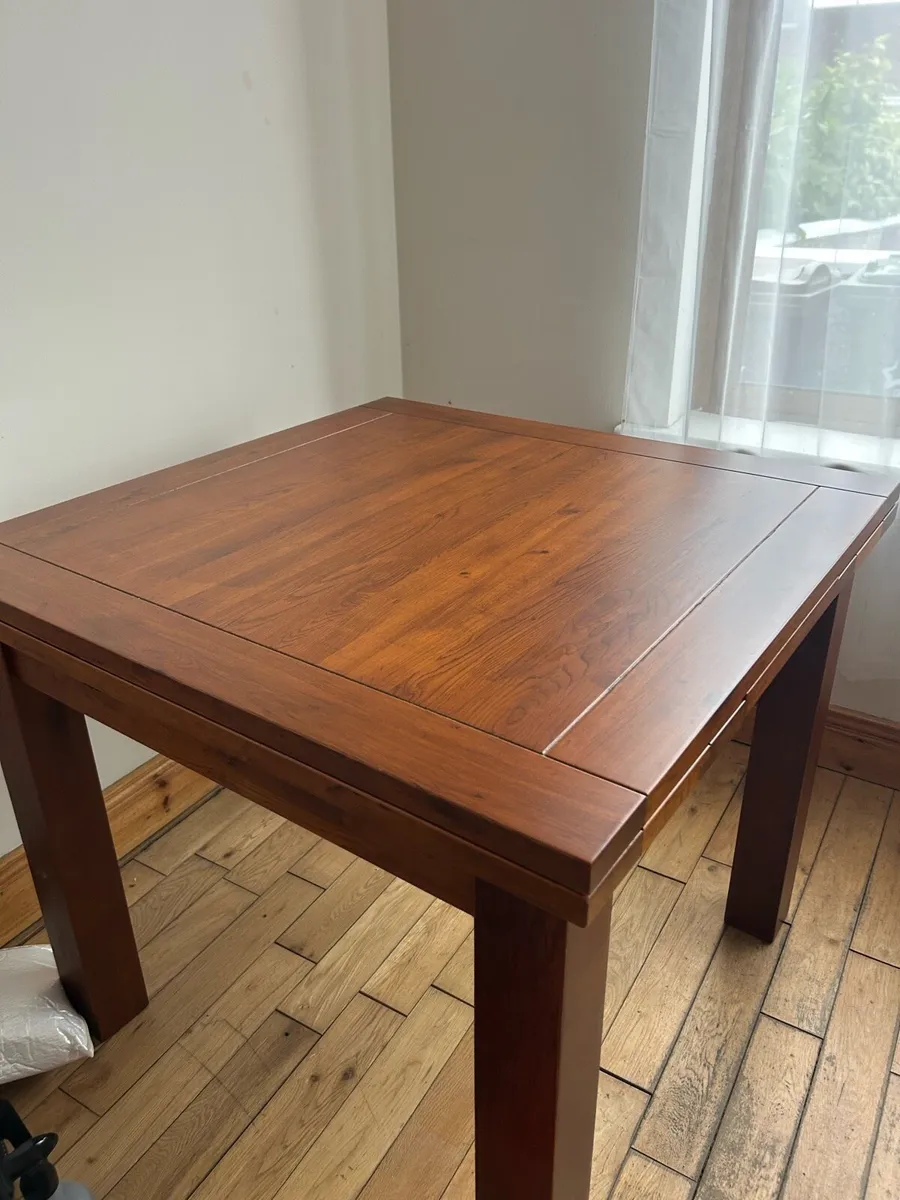 Dining table - Image 4
