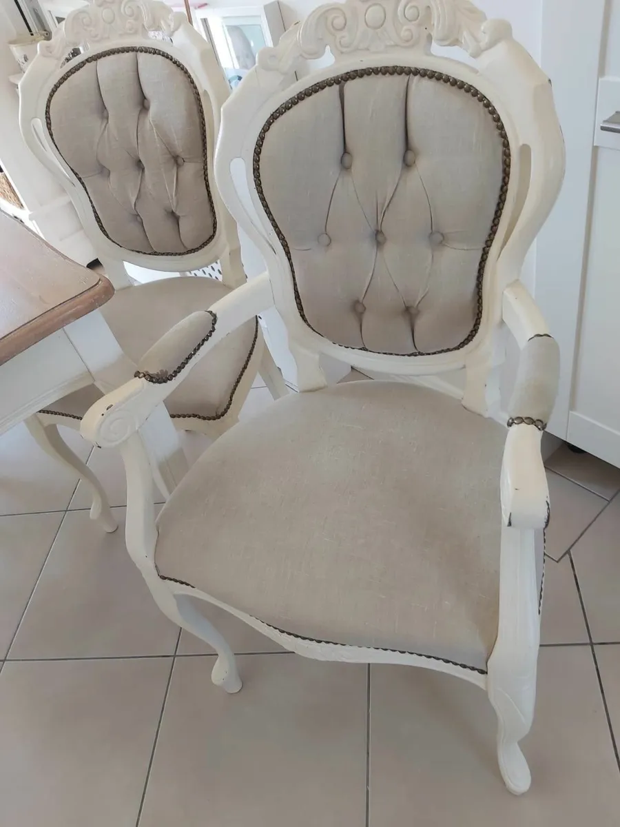 Dining table, 4 chairs, 2 arm chairs - Image 3