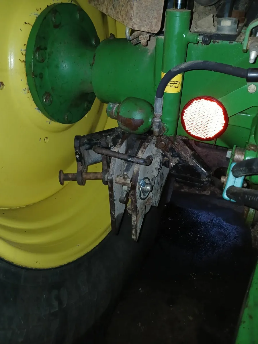 McConnel Axle Brackets /John Deere - Image 1