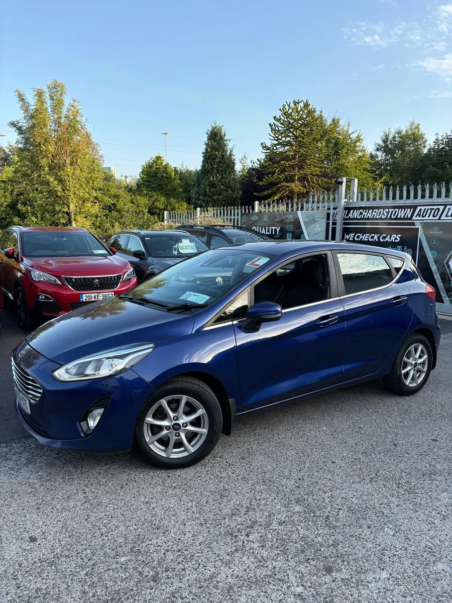 Ford fiesta 2018 - Image 2