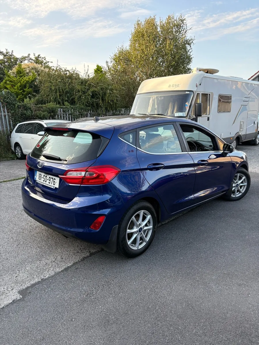 Ford fiesta 2018 - Image 4