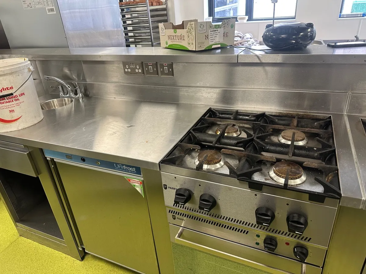 catering equipment - Image 4