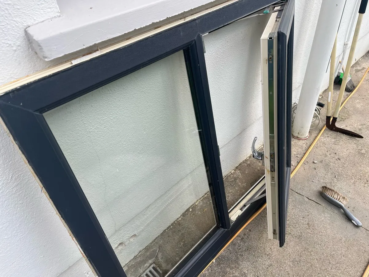 Double glazed window - Image 2