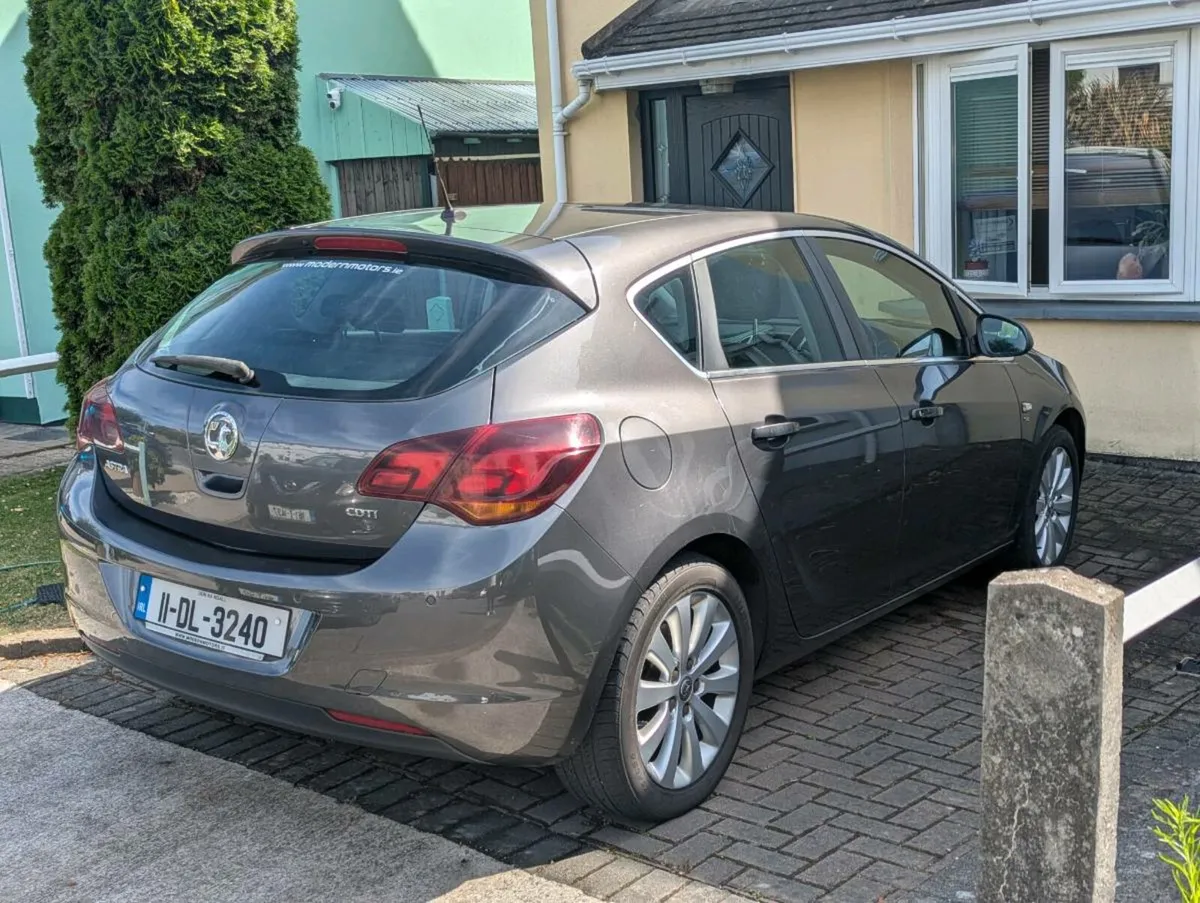Vauxhall Astra - Image 4