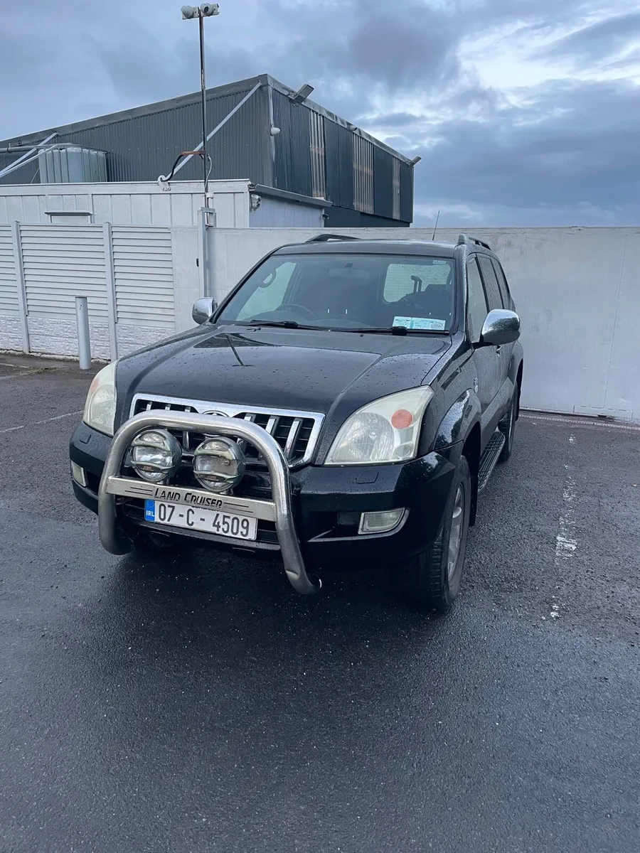 Toyota landcruiser - Image 1