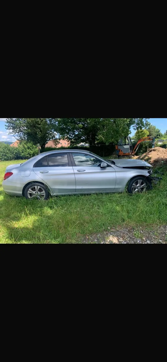Car - Image 2