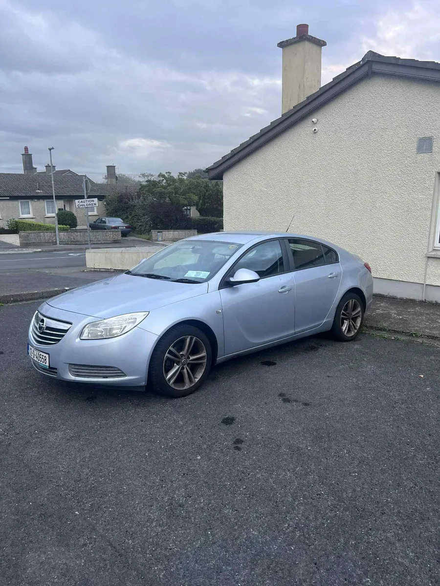 Opel insignia 2012 - Image 1