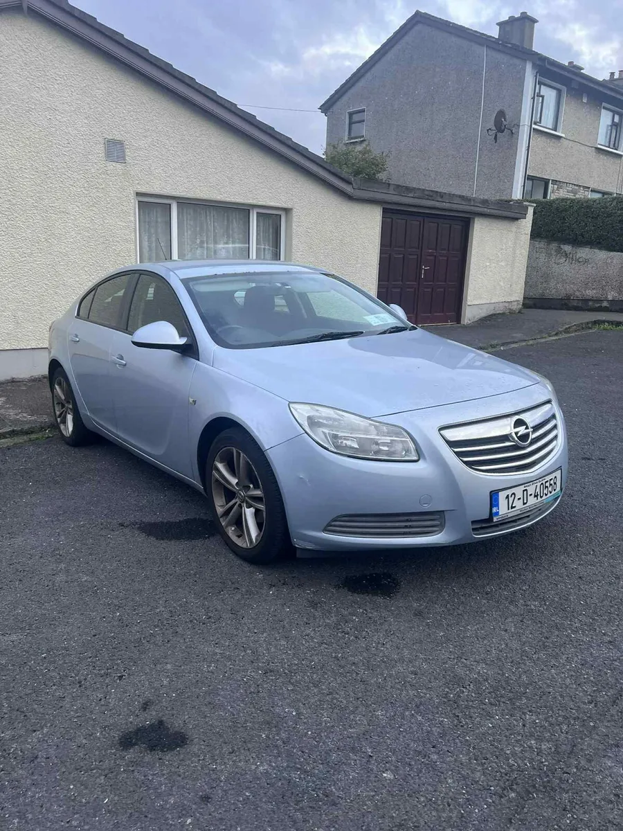 Opel insignia 2012 - Image 2