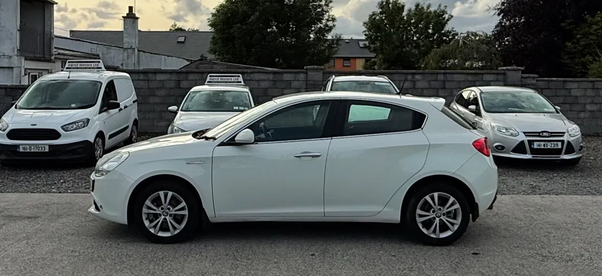 Alfa Romeo Giulietta 2.0d - Image 3