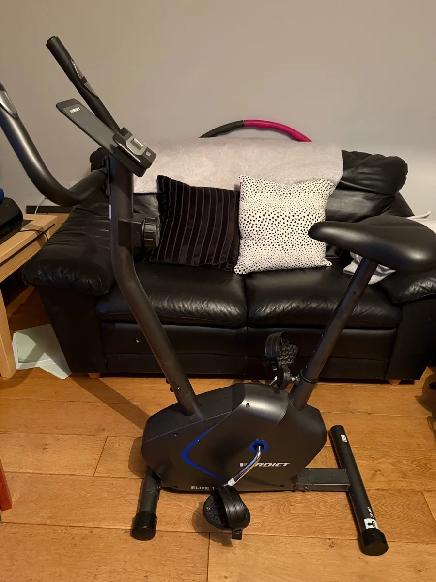 Exercise bike - Image 1