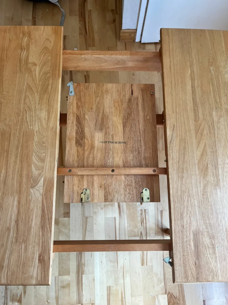 Extendable Kitchen Table and 4 Chairs - Image 3