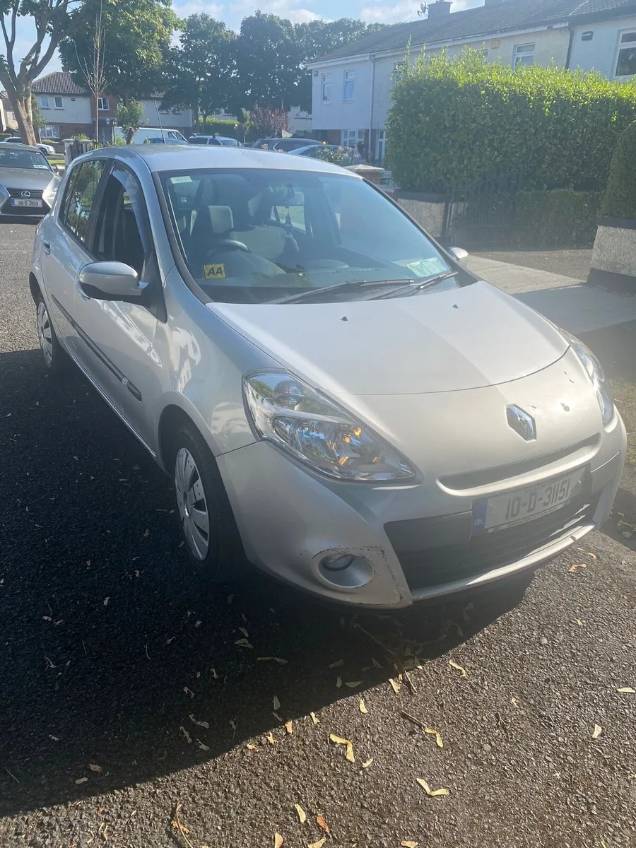 2010 Renault Clio **EXTREMELY LOW MILEAGE** - Image 1
