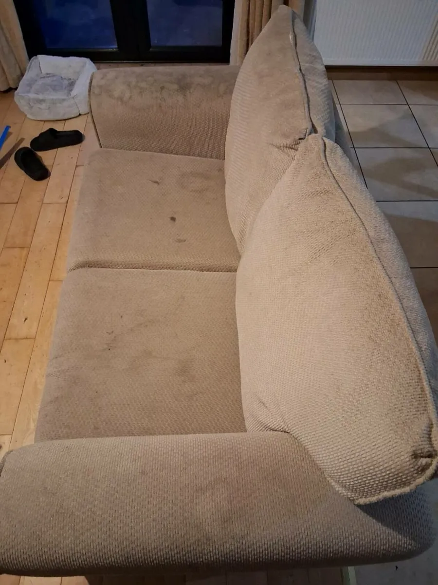 Free Sofa - Image 2