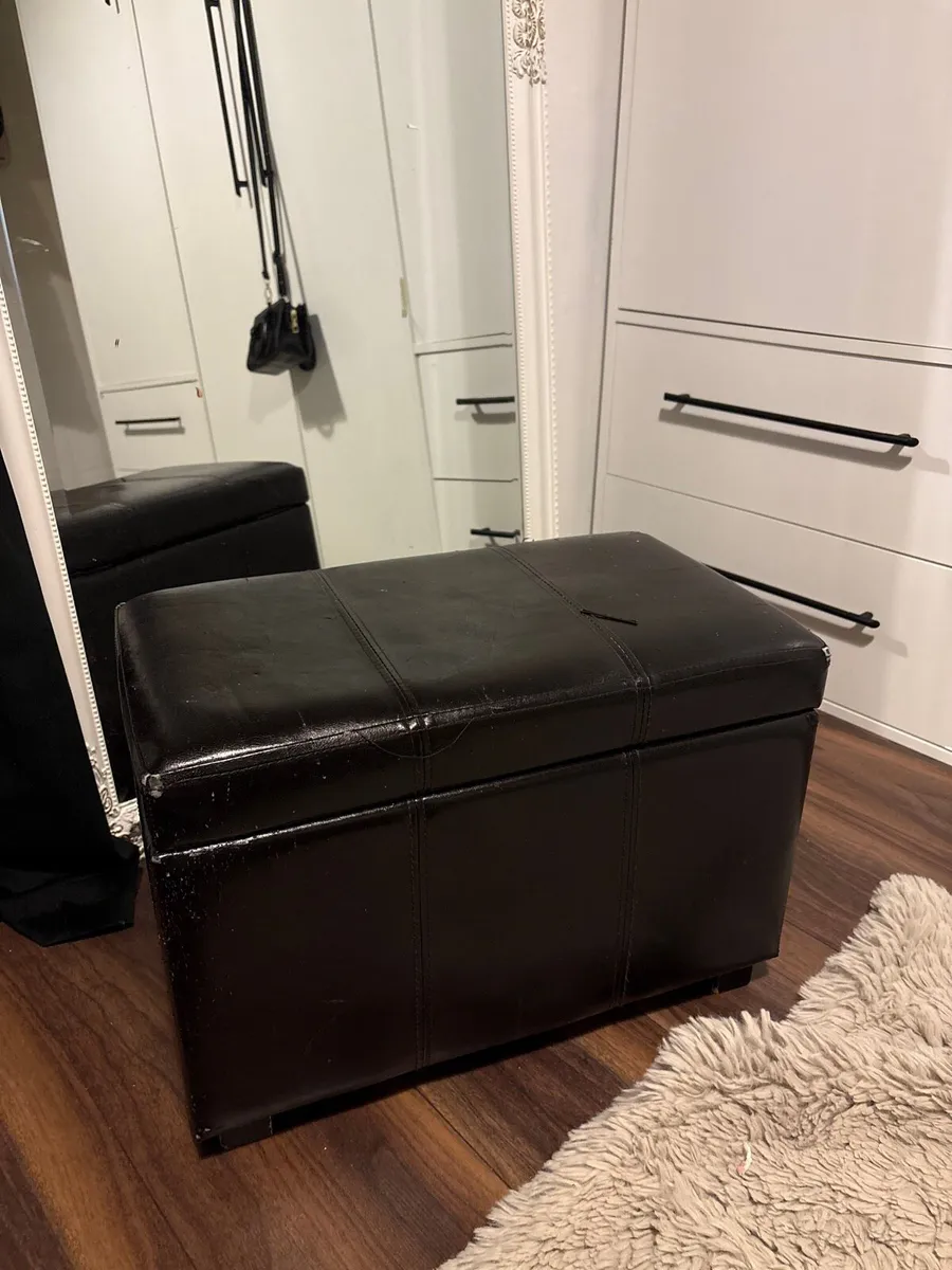 Black storage stool - Image 1