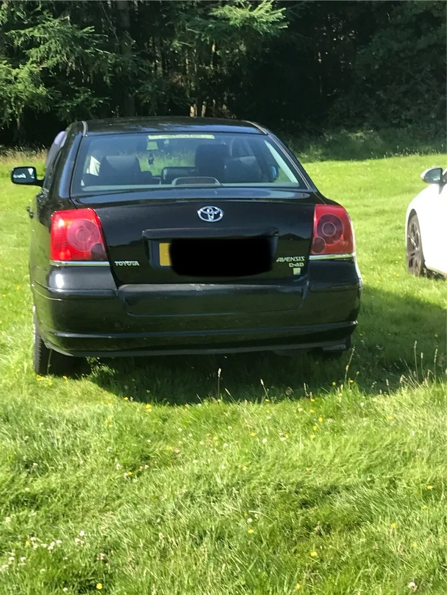 2006 Toyota Avensis - Image 2