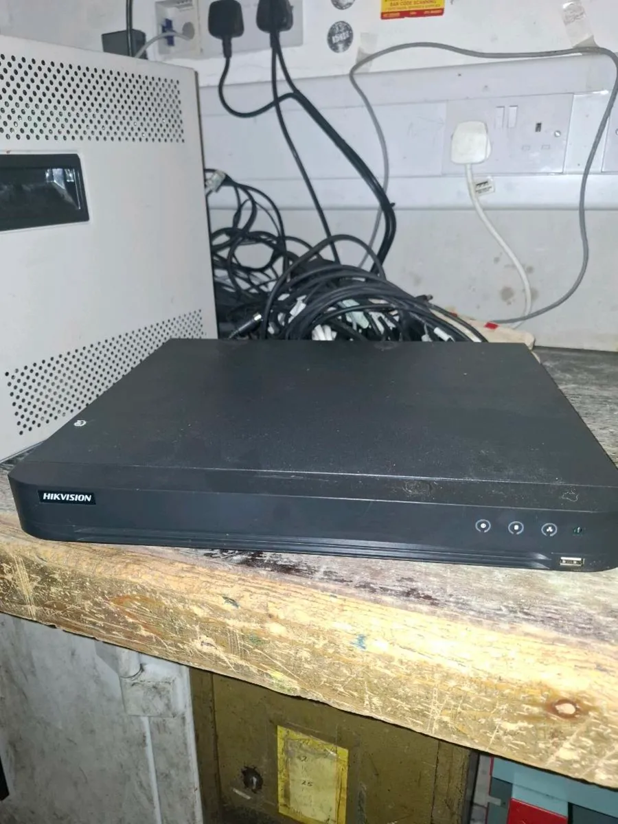 HIKVISION DIGITAL VIDEO RECORDER. - Image 1