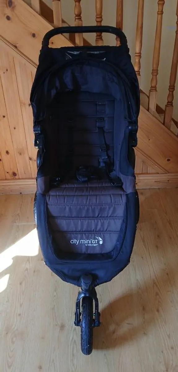 Baby Jogger City Mini GT pushchair with Accessories - Image 1