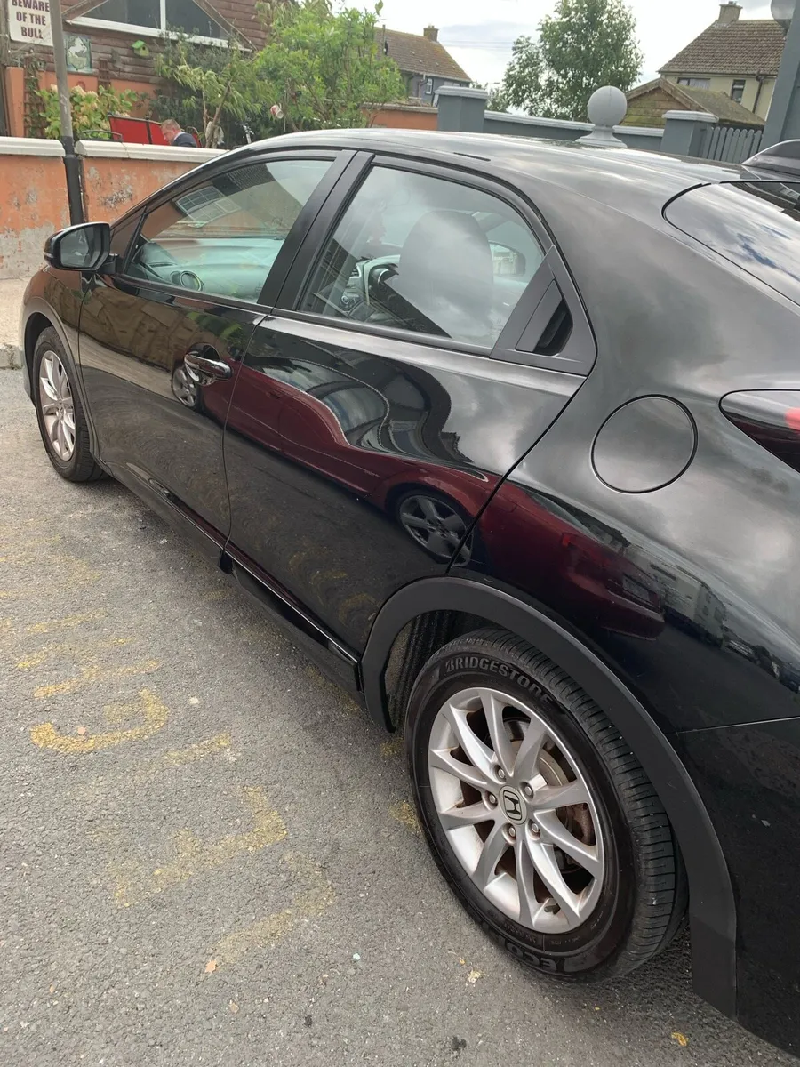 Honda civic 2015 - Image 4