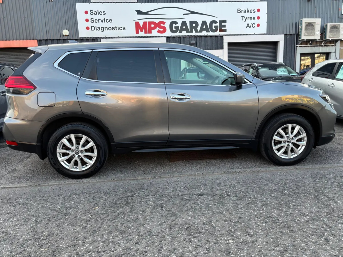 2018 Nissan X-Trail 1.6 D SV 7 Seats - Image 1