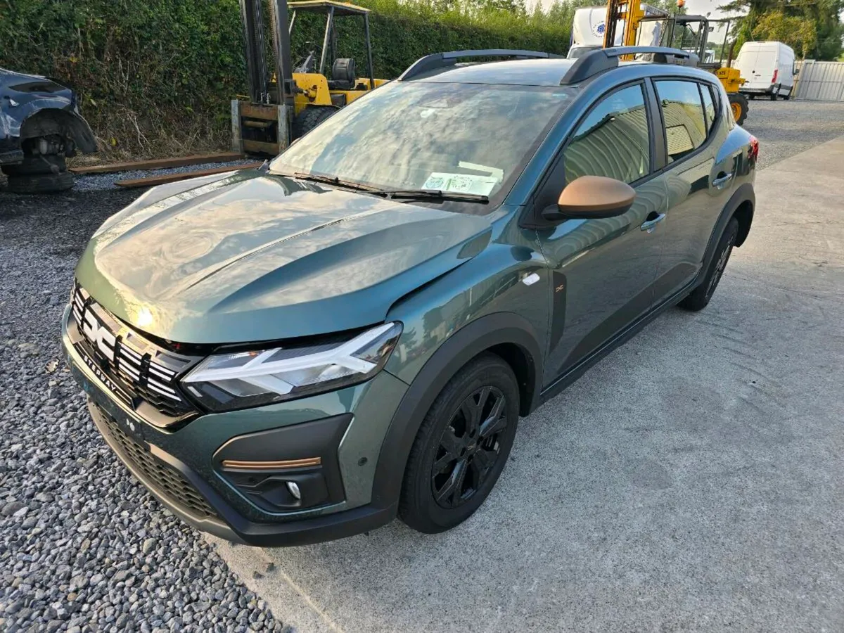 251 DACIA SANDERO AUTO - Image 1