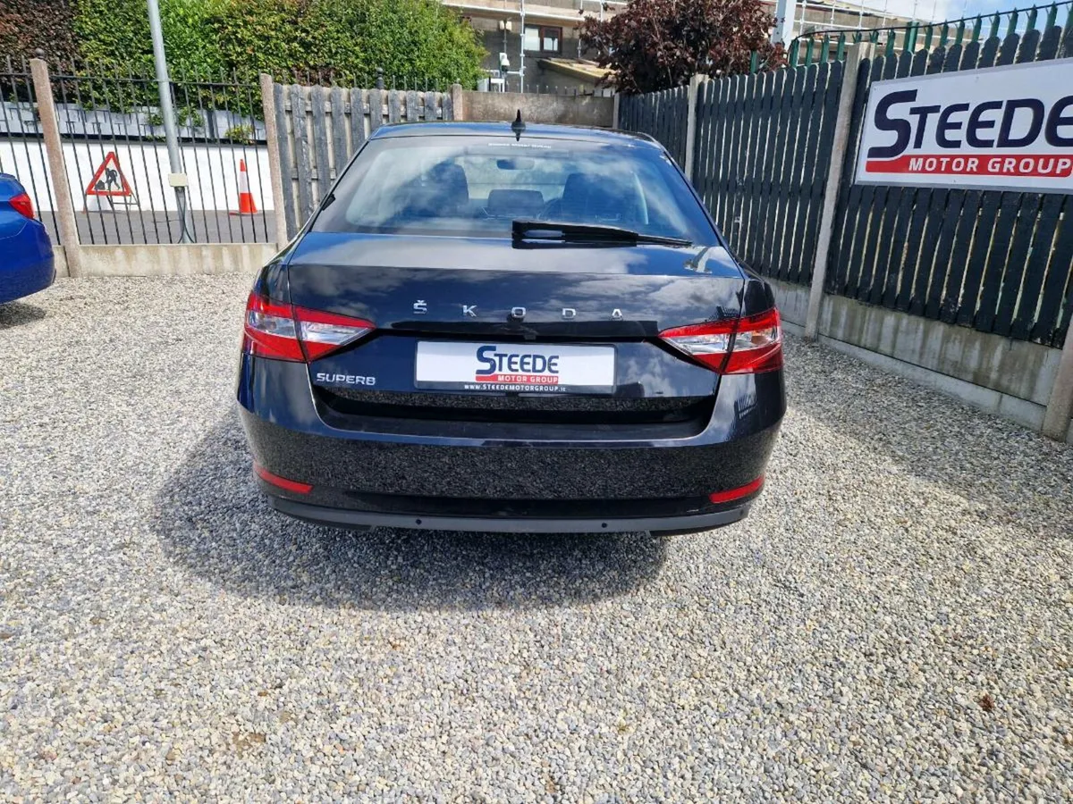 2023 Skoda Superb 2.0d Ambition DSG 150bhp - Image 4