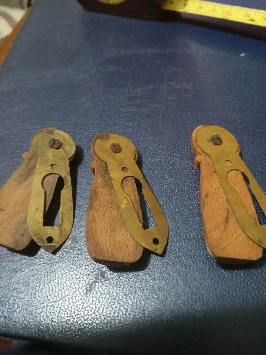 Vintage Timber Escutcheons - Image 3
