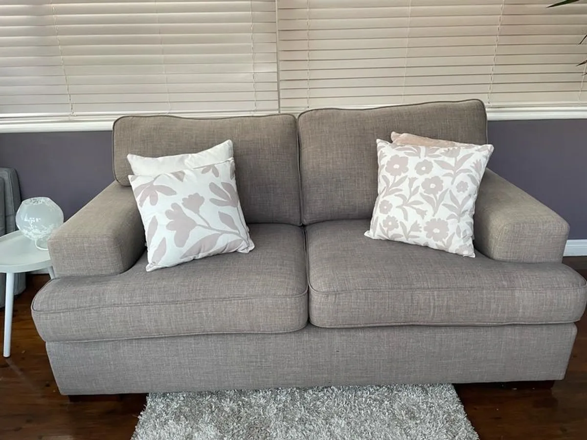 3 Piece Suite - Image 1