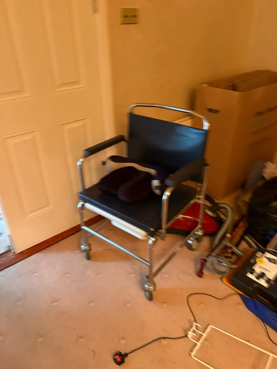 Electric hospital bed - Image 3