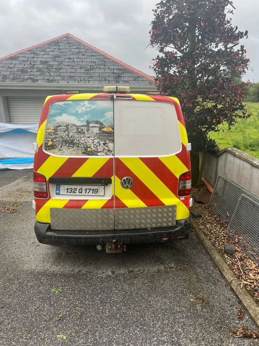Volkswagen transporter - Image 2