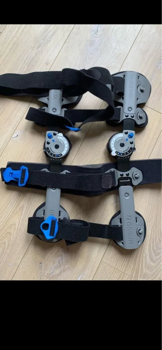 Knee brace - Image 1
