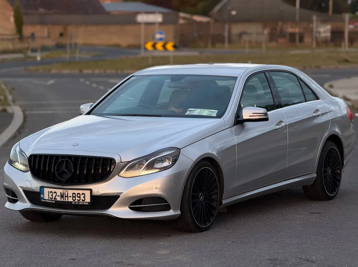 Mercedes E-Class DEPOSIT TAKEN - Image 3