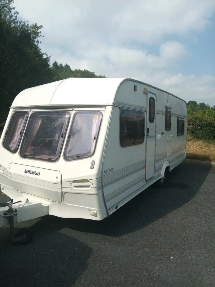 Caravan - Image 3