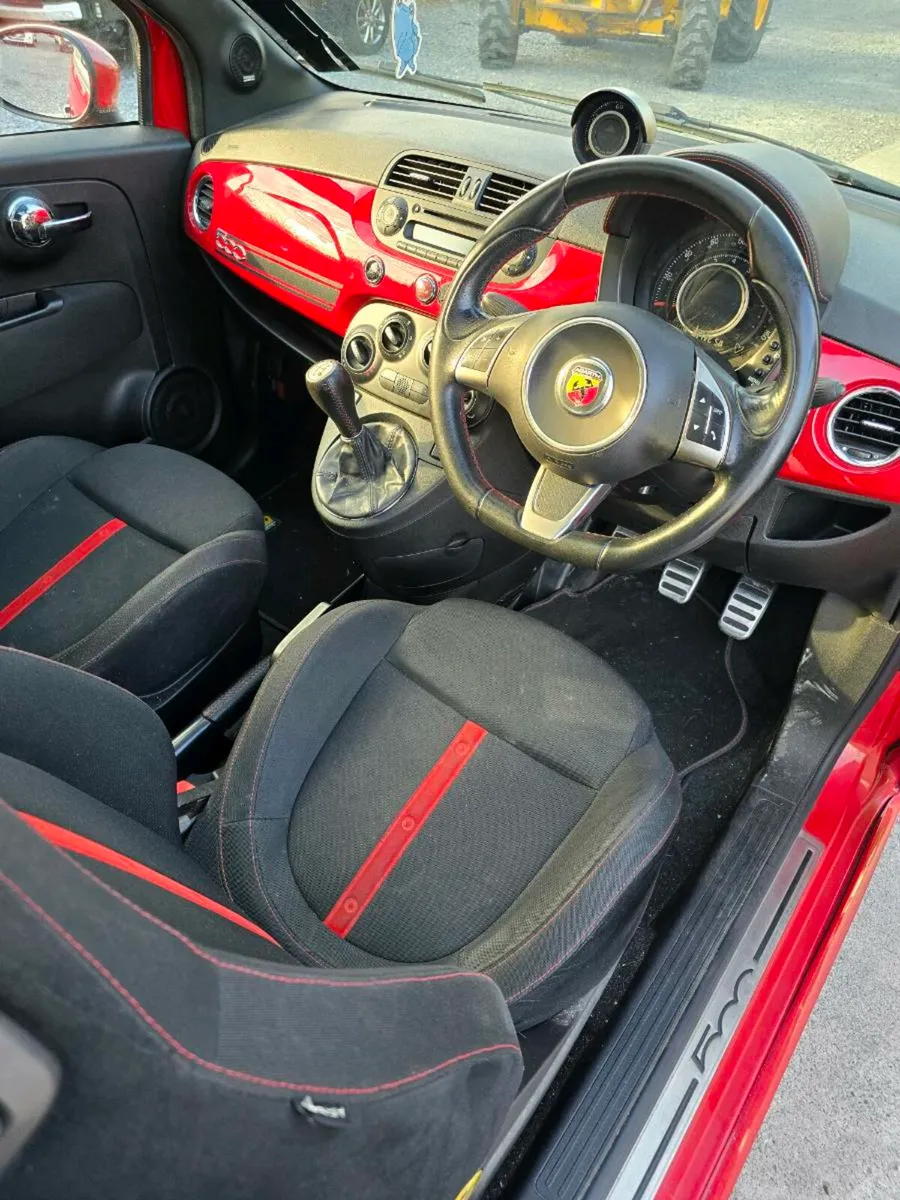 10 FIAT 500 ABARTH - Image 2