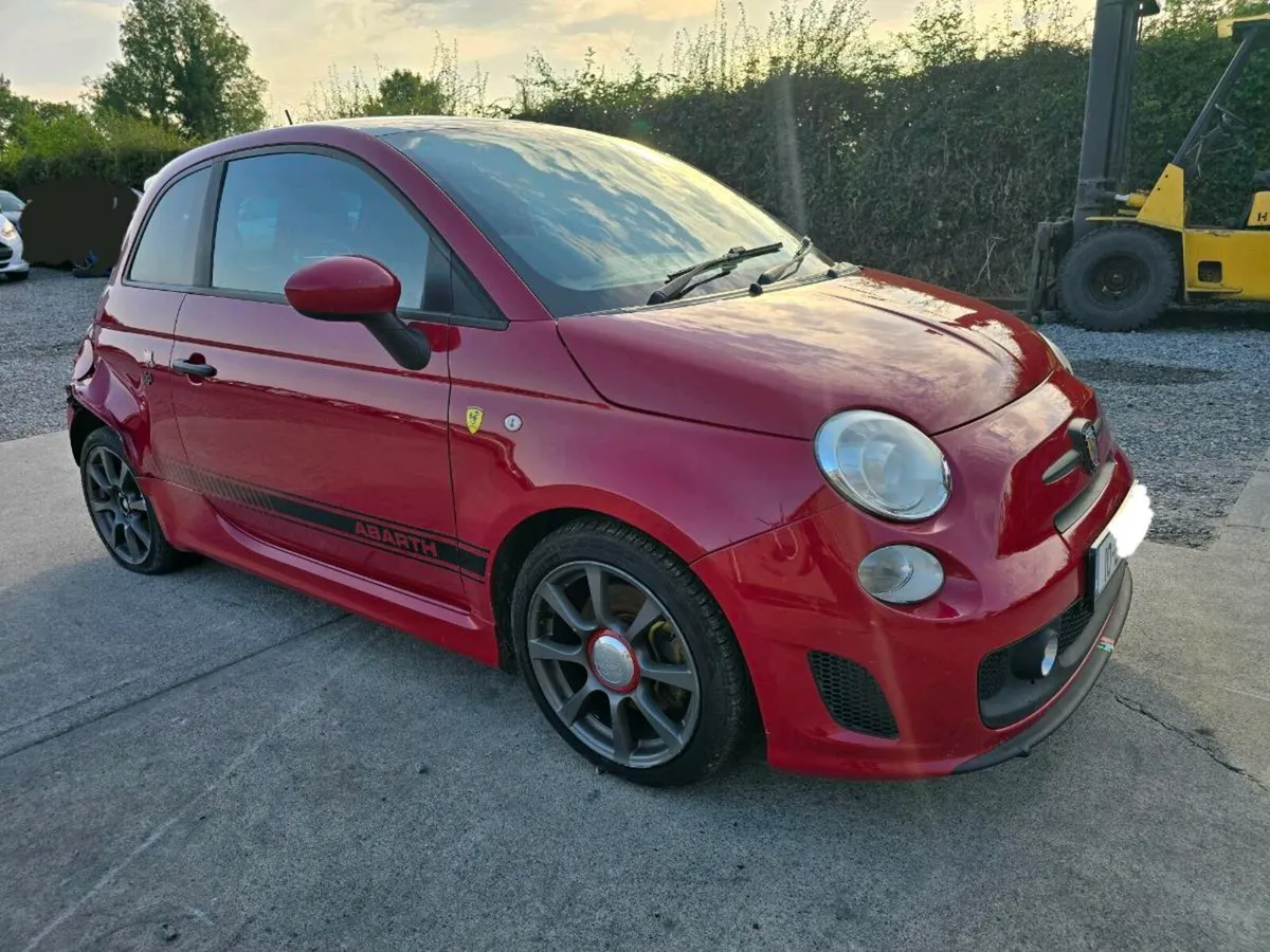 10 FIAT 500 ABARTH - Image 1