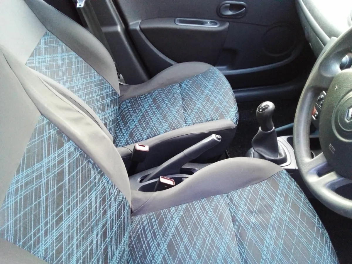 2008 RENAULT CLIO NCTD 2/2026 - Image 4