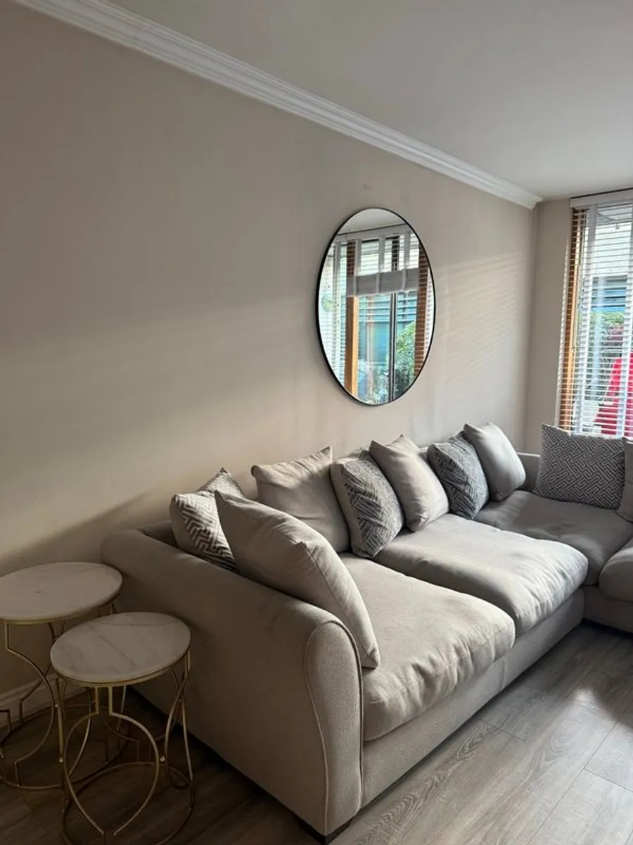Corner Sofa - Image 1