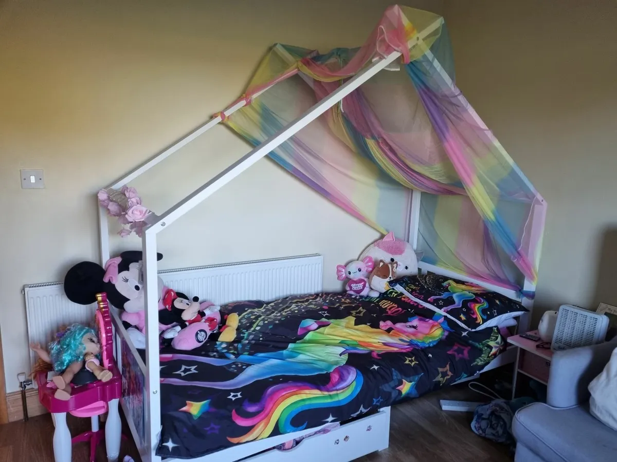 House bed
